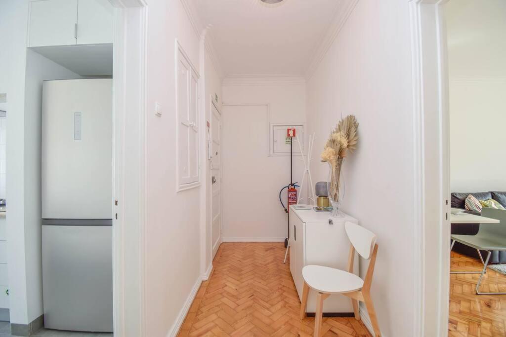 Cozy And Sunny Family Apartment Lisbon Bagian luar foto