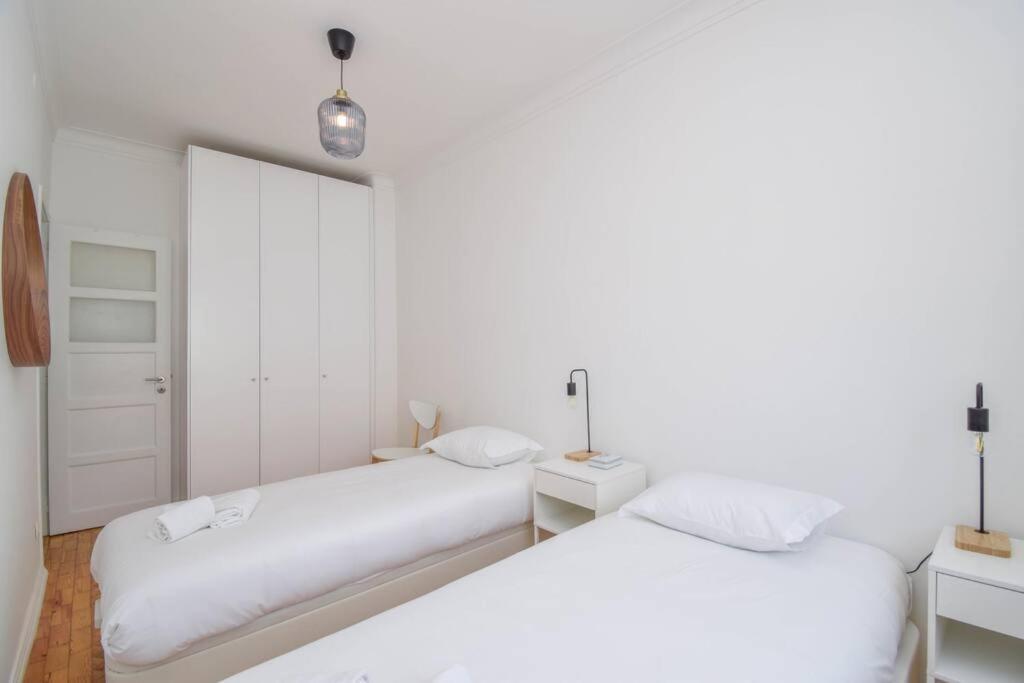 Cozy And Sunny Family Apartment Lisbon Bagian luar foto