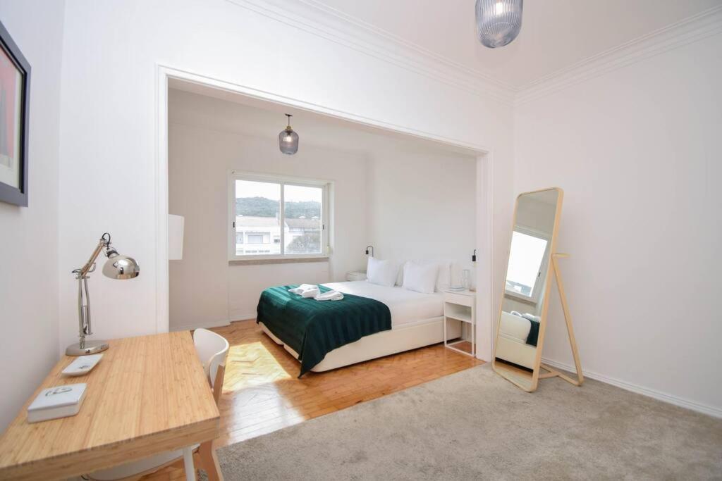 Cozy And Sunny Family Apartment Lisbon Bagian luar foto